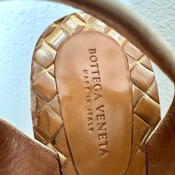 Bottega Veneta Cream and Bronze Intrecciato Heel Sandals - Picture 4 of 15